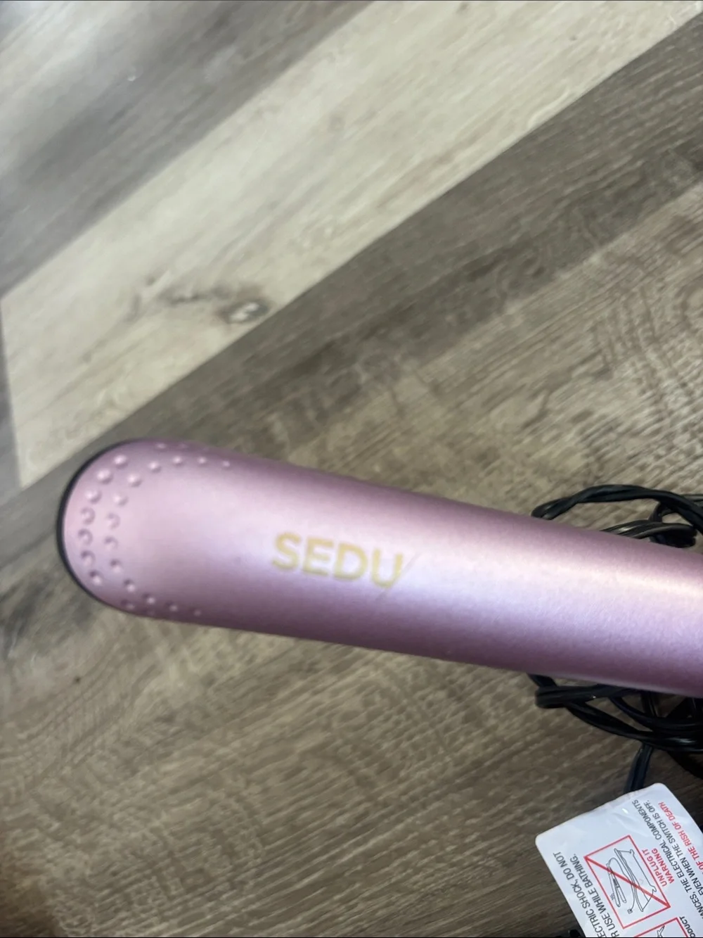 Pink Ceramic Hair Straightener for Smooth Styling